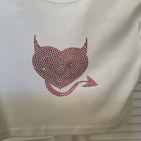Edikted Crop Shirt White Short Sleeve Heart Design, Size XS - Picture 3 of 8